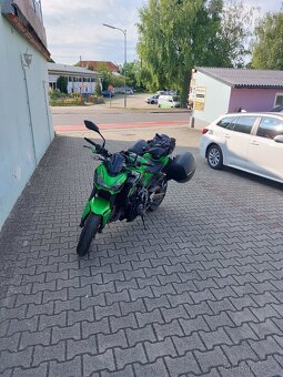 Kawasaki Z900 - 3