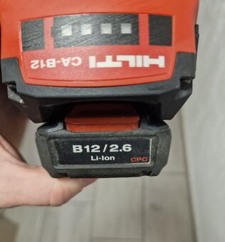 Hilti nabíjací adaptér - 3