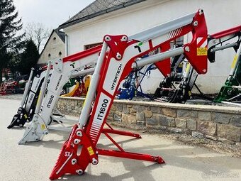 MONTUJEME ČELNÍ NAKLADAČE INTER-TECH NA TRAKTORY - 3