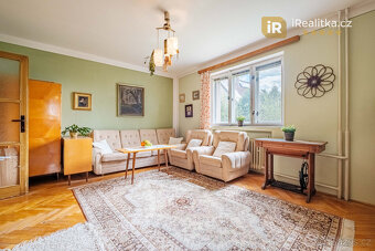 Prodej velkého domu s garáží a zahradou, 850 m2 - Tábor - 3