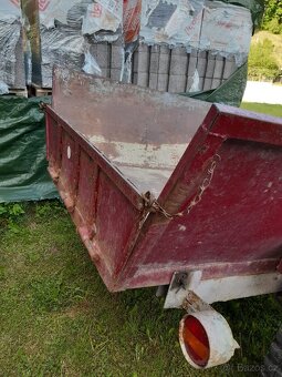 Vlek za traktor sklápěcí - 3