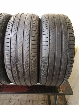 Michelin 235/55 R18 100V 3-4mm - 3