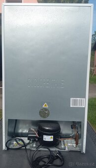 Prodám malou ledničku Philco PTB 94 FW - 3