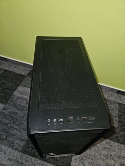 Prodám počítačovou skříň Fractal Design Meshify 2 Compact TG - 3