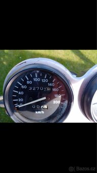 Suzuki GS 500E - 3