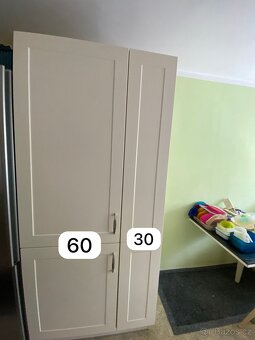 Moderní kuchyňská linka se spotřebiči - 3