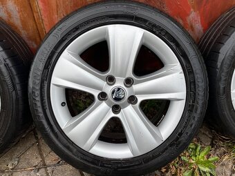 Sada alu kol 5x112 r17 Škoda 225/50 R17 ET45 - 3