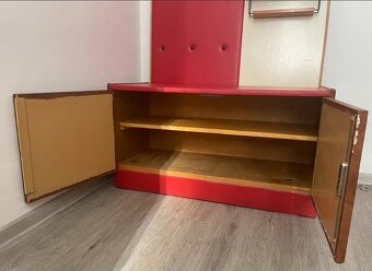Předsíňová stěna se zrcadlem a botníkem - 3
