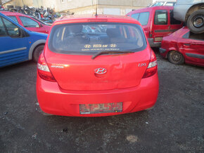 Hyundai i20 rok 2009 , 1.2 benzin , 57 kw , díly - 3