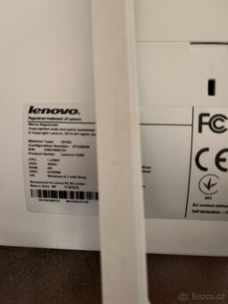 Stolní počítač Lenovo - 3