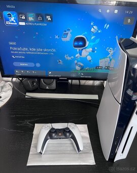 PS5 Slim 1TB s mechanikou super stav - 3