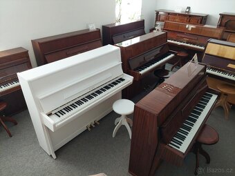 Piano, pianino PETROF světlé dřevo - 3