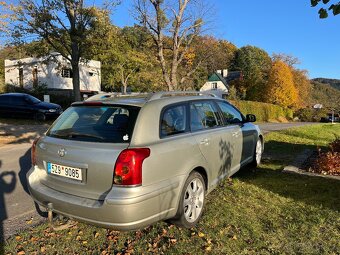 Toyota Avensis 2.0 Benzín - 3
