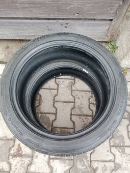 215/45/18 Y  XL - 3