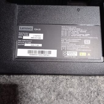 Monitor Lenovo 24" - 3