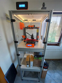 Cabinet na 3D tiskárnu - 3