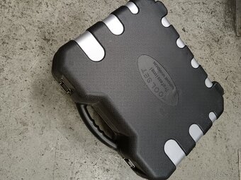 Kufr s 257 díly nářadí - 3