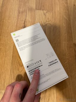 Apple iPhone 17 Pro Max 256GB stříbrný - 3