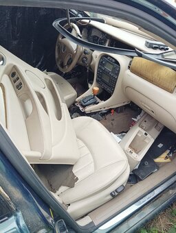 Jaguar X-Type 2.1 V6 - 3