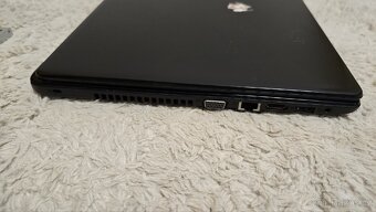 Acer Aspire E5-551 – na náhradní díly / opravu
 - 3