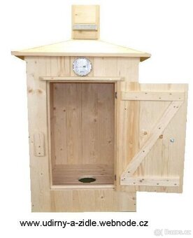 Dřevěná udírna - 3
