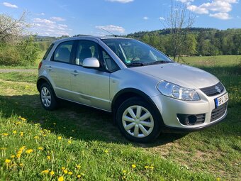 Suzuki SX4 1.5 - benzín - 3