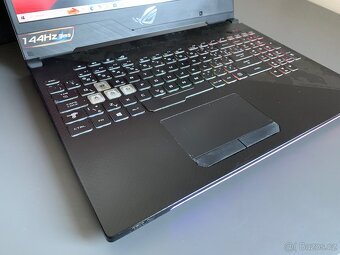 Asus ROG Strix/ RTX 2070/ i7/ 32gb - 3