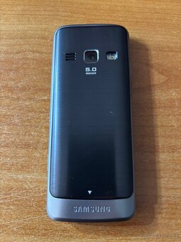 Samsung GT-S5610 - 3