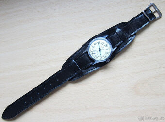 Švýcarské starožitné hodinky OMEGA 15 jewels v nerezu jdoucí - 3
