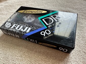 FUJI 90 - MC audio kazeta - ZABALENÁ - 3