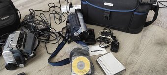 SONY DCR TRV140E a DCR TRV460E - 3