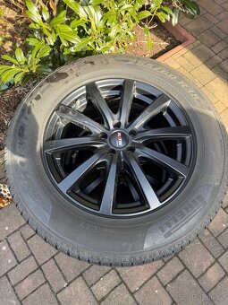 255/60 R18 5x108 Pirelli sada kol - 3