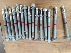Hilti - 3