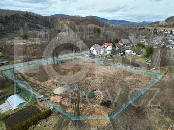 Prodej pozemku s možností residenční nebo komerční výstavby - 3