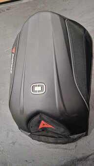 Prodám nový batoh na moto Dainese D-MACH (Ogio) černý - 3