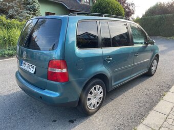 Volkswagen Touran 2.0 TDi 2004, 7 místné, 2x pneu, klima - 3
