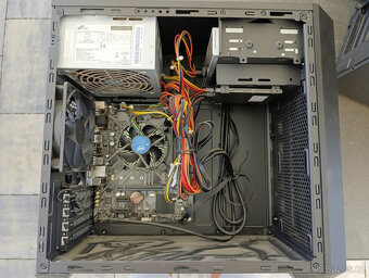 POČÍTAČ INTEL i5-9400, KINGSTON 250GB SSD, 4GB RAM - 3