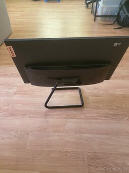 Stolní počítač Lenovo IdeaCentre AIO 3 – i3, 8 GB RAM, 256 G - 3