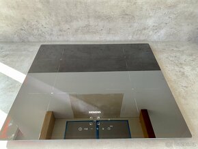 Nová indukce SIEMENS EU611BEB5E - 60 Cm, jediný  kus - 3