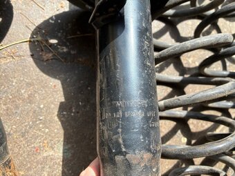 Podvozek VW Golf V 1.9TDi - 3