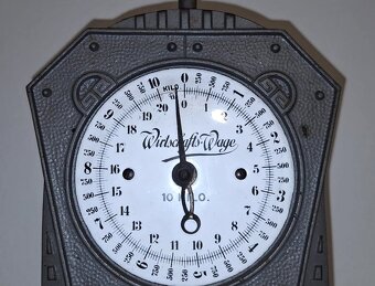 Starožitná německá figurální litinová váha D.R. - 3