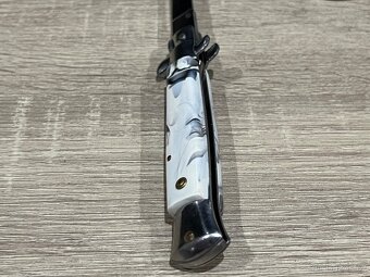 Starý vystřelovací nůž - 3