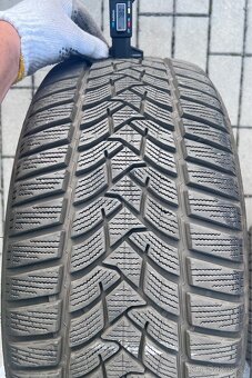 235/45 R18 - 2x zimní Dunlop 8mm - 3