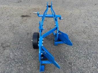 Dvouradličný pluh Taret za malotraktor - 3