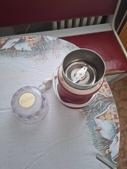 Prodám kávomlýnek,malou rychlovarnou konvici,termohrnky - 3