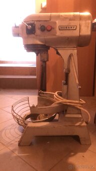 Mixer Hobart - 3