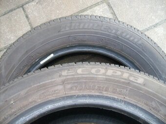 letní pneu Yaris Bridgestone 175.65.15 90% - 3