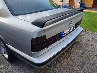 BMW e34 spojler Zender - 3