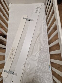 Dětská postýlka 120x60cm (IKEA Sundvik) se zábranou - 3