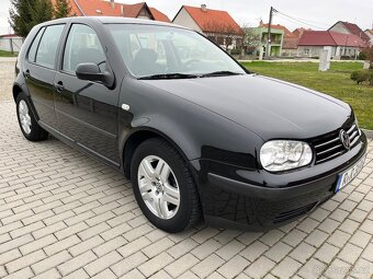 Golf 4, 1,6 benzin, r. 2002, najeto 147 t. km, climatronic - 3